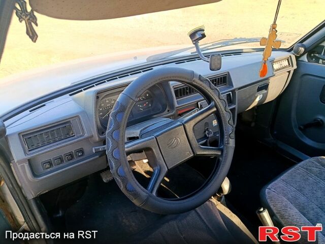Серый ЗАЗ Таврия, объемом двигателя 1.1 л и пробегом 173 тыс. км за 1000 $, фото 4 на Automoto.ua