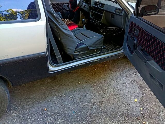 Серый ЗАЗ Таврия, объемом двигателя 1.1 л и пробегом 244 тыс. км за 600 $, фото 8 на Automoto.ua