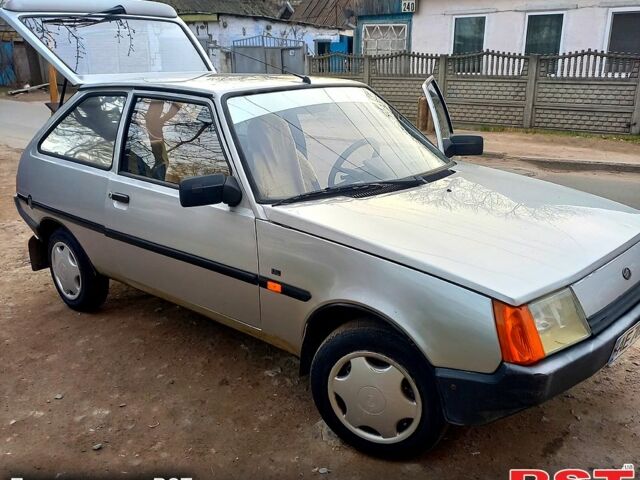 Серый ЗАЗ Таврия, объемом двигателя 11 л и пробегом 0 тыс. км за 1000 $, фото 2 на Automoto.ua