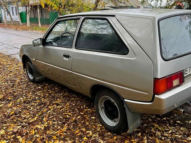 Серый ЗАЗ Таврия, объемом двигателя 1.3 л и пробегом 200 тыс. км за 950 $, фото 4 на Automoto.ua