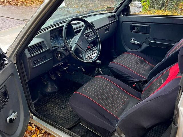 Серый ЗАЗ Таврия, объемом двигателя 1.3 л и пробегом 200 тыс. км за 950 $, фото 7 на Automoto.ua