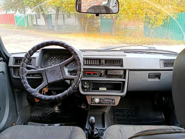 Серый ЗАЗ Таврия, объемом двигателя 1.2 л и пробегом 200 тыс. км за 899 $, фото 8 на Automoto.ua