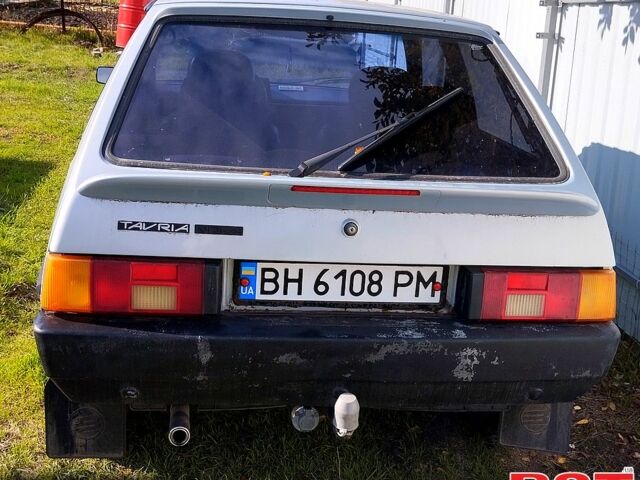 Серый ЗАЗ Таврия, объемом двигателя 1.2 л и пробегом 200 тыс. км за 1300 $, фото 2 на Automoto.ua