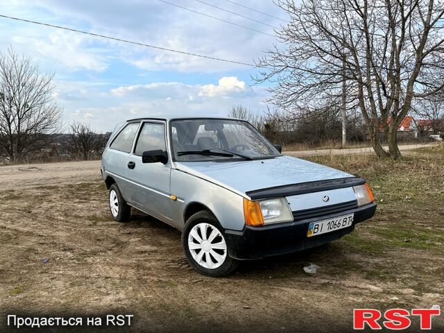 Серый ЗАЗ Таврия, объемом двигателя 12 л и пробегом 220 тыс. км за 1050 $, фото 2 на Automoto.ua