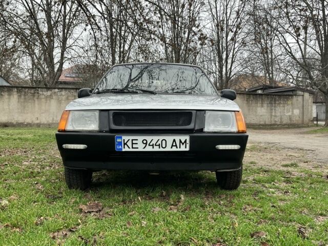 Сірий ЗАЗ Таврія, об'ємом двигуна 1.2 л та пробігом 344 тис. км за 1100 $, фото 2 на Automoto.ua