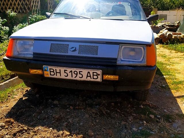 Серый ЗАЗ Таврия, объемом двигателя 1.2 л и пробегом 0 тыс. км за 650 $, фото 2 на Automoto.ua