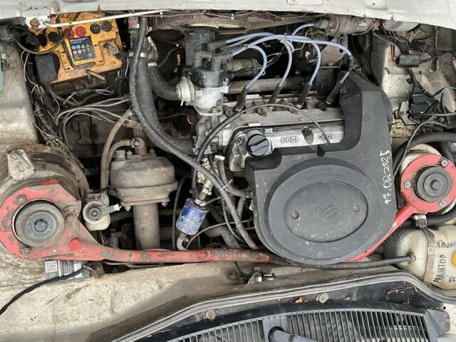 Сірий ЗАЗ Таврія, об'ємом двигуна 1.2 л та пробігом 344 тис. км за 1100 $, фото 4 на Automoto.ua