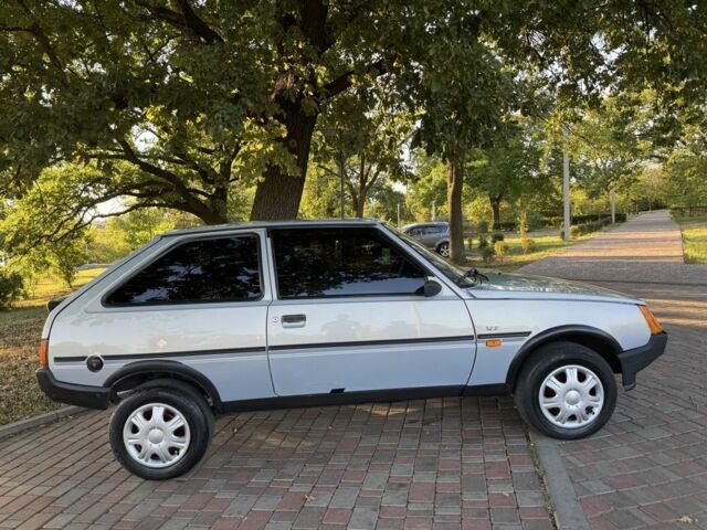 Сірий ЗАЗ Таврія, об'ємом двигуна 1.2 л та пробігом 199 тис. км за 850 $, фото 2 на Automoto.ua