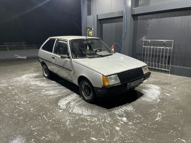 Серый ЗАЗ Таврия, объемом двигателя 1.2 л и пробегом 150 тыс. км за 500 $, фото 1 на Automoto.ua