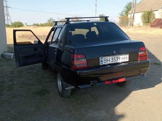 Серый ЗАЗ Таврия, объемом двигателя 1.1 л и пробегом 1 тыс. км за 600 $, фото 3 на Automoto.ua