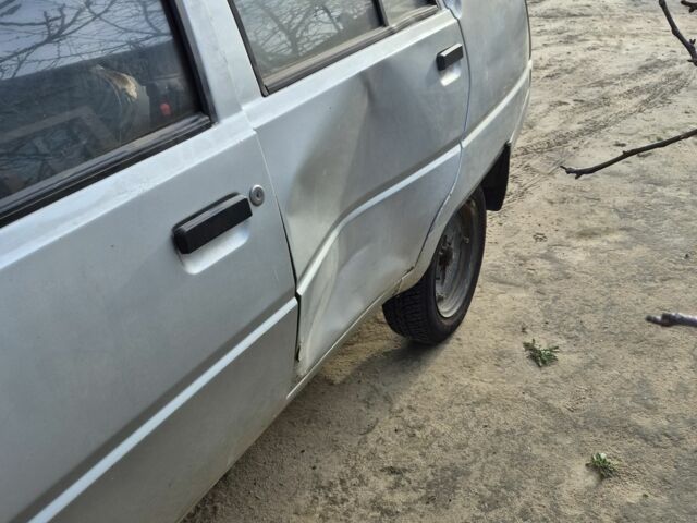 Серый ЗАЗ Таврия, объемом двигателя 0 л и пробегом 100 тыс. км за 284 $, фото 4 на Automoto.ua