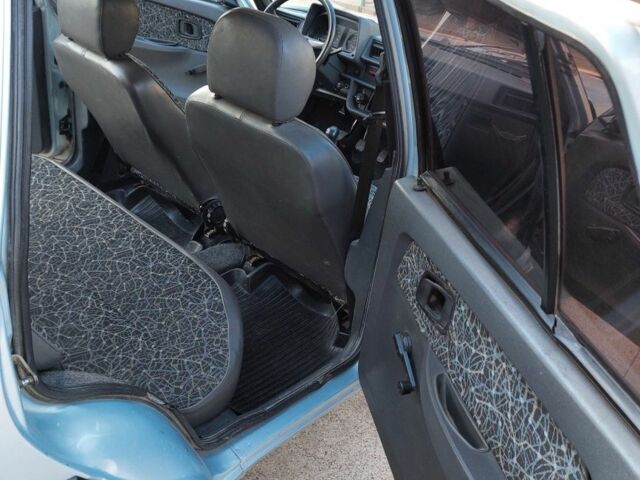 Серый ЗАЗ Таврия, объемом двигателя 1.2 л и пробегом 70 тыс. км за 1100 $, фото 4 на Automoto.ua