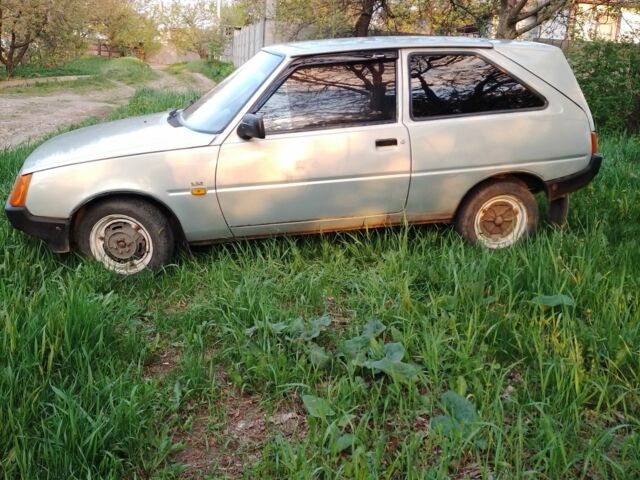 Серый ЗАЗ Таврия, объемом двигателя 0 л и пробегом 400 тыс. км за 800 $, фото 2 на Automoto.ua