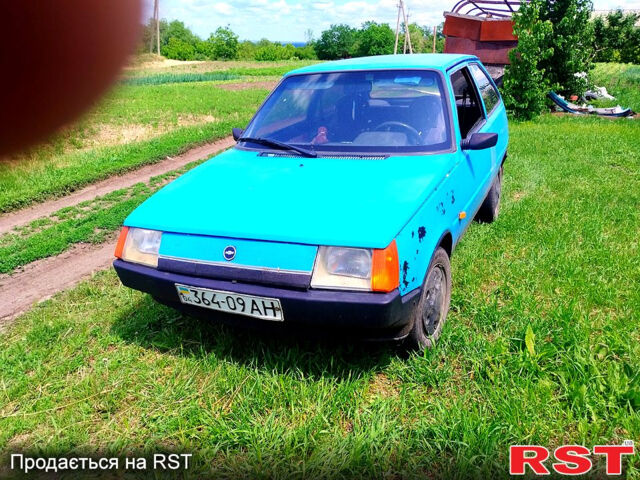 Синий ЗАЗ Таврия, объемом двигателя 1.2 л и пробегом 100 тыс. км за 380 $, фото 1 на Automoto.ua