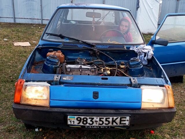 Синий ЗАЗ Таврия, объемом двигателя 11 л и пробегом 500 тыс. км за 380 $, фото 1 на Automoto.ua
