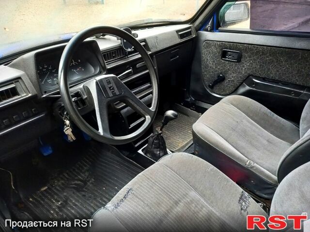 Синий ЗАЗ Таврия, объемом двигателя 1.1 л и пробегом 200 тыс. км за 800 $, фото 5 на Automoto.ua