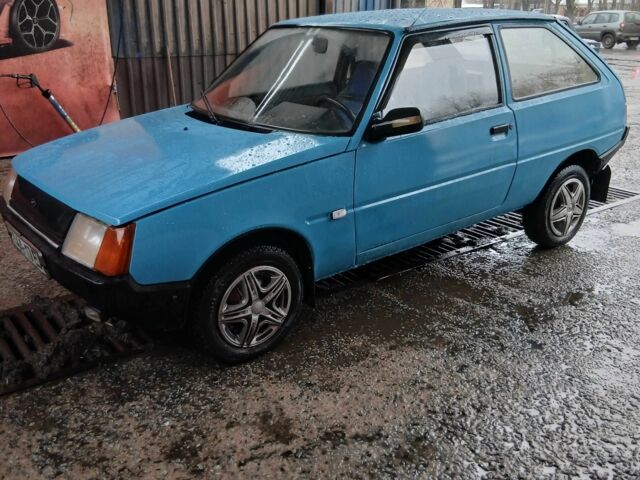Синий ЗАЗ Таврия, объемом двигателя 1.2 л и пробегом 124 тыс. км за 651 $, фото 2 на Automoto.ua