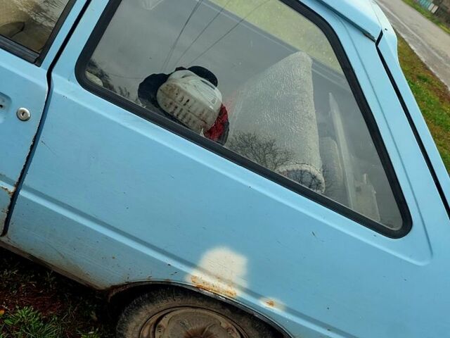 Синий ЗАЗ Таврия, объемом двигателя 1.1 л и пробегом 102 тыс. км за 700 $, фото 4 на Automoto.ua