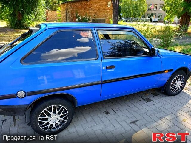 Синий ЗАЗ Таврия, объемом двигателя 1.1 л и пробегом 200 тыс. км за 800 $, фото 1 на Automoto.ua