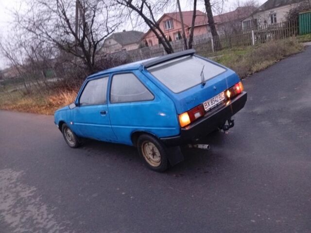 Синий ЗАЗ Таврия, объемом двигателя 1.1 л и пробегом 65 тыс. км за 450 $, фото 5 на Automoto.ua