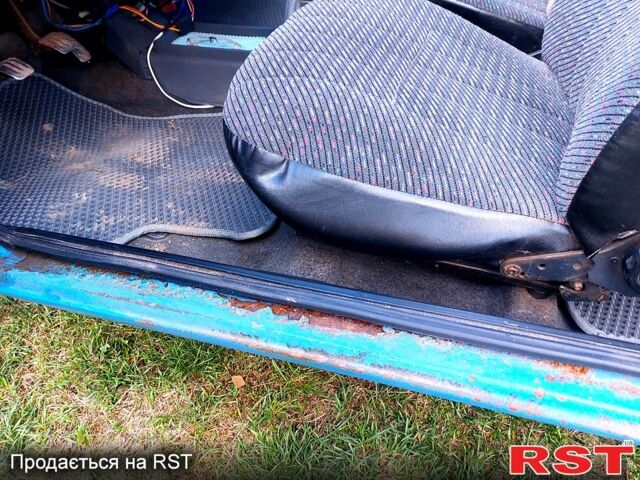 ЗАЗ Таврия 1995 в Миргороде на Automoto.ua Синий ЗАЗ Таврия, объемом двигателя 1.2 л и пробегом 189 тыс. км за 500 $, фото 10 на Automoto.ua