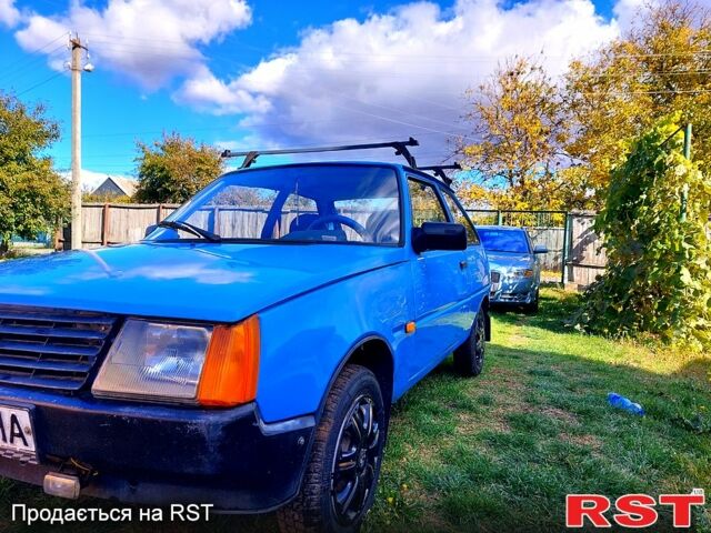ЗАЗ Таврия 1995 в Миргороде на Automoto.ua Синий ЗАЗ Таврия, объемом двигателя 1.2 л и пробегом 189 тыс. км за 500 $, фото 2 на Automoto.ua