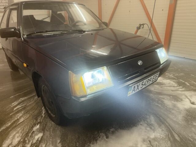 Синий ЗАЗ Таврия, объемом двигателя 1.1 л и пробегом 222 тыс. км за 400 $, фото 2 на Automoto.ua