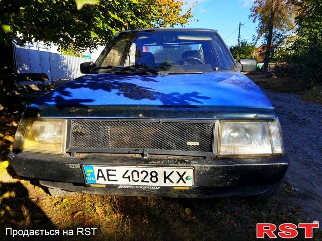 Синий ЗАЗ Таврия, объемом двигателя 1.1 л и пробегом 0 тыс. км за 500 $, фото 3 на Automoto.ua