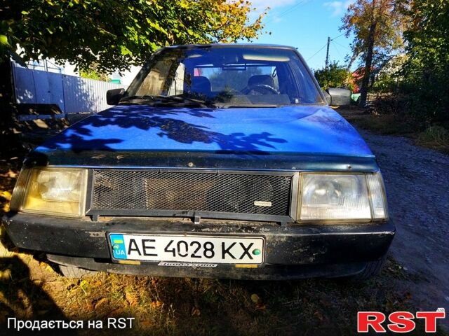 Синий ЗАЗ Таврия, объемом двигателя 1.1 л и пробегом 0 тыс. км за 500 $, фото 4 на Automoto.ua