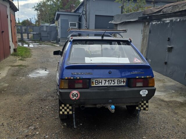 ЗАЗ Таврия 1998 в Одессе на Automoto.ua Синий ЗАЗ Таврия, объемом двигателя 1.1 л и пробегом 140 тыс. км за 800 $, фото 4 на Automoto.ua