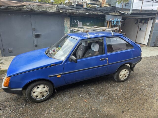 ЗАЗ Таврия 1998 в Одессе на Automoto.ua Синий ЗАЗ Таврия, объемом двигателя 1.1 л и пробегом 140 тыс. км за 800 $, фото 3 на Automoto.ua
