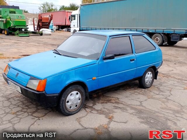 Синий ЗАЗ Таврия, объемом двигателя 1.2 л и пробегом 111 тыс. км за 700 $, фото 1 на Automoto.ua