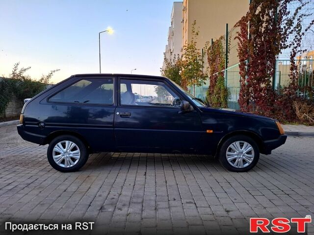 ЗАЗ Таврия 1998 в Одессе на Automoto.ua Синий ЗАЗ Таврия, объемом двигателя 1.1 л и пробегом 235 тыс. км за 850 $, фото 2 на Automoto.ua