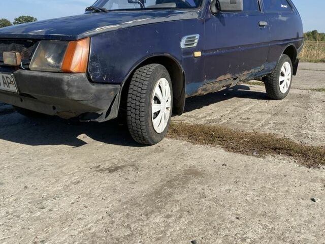 Синий ЗАЗ Таврия, объемом двигателя 1.2 л и пробегом 3 тыс. км за 388 $, фото 3 на Automoto.ua