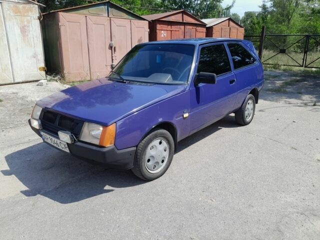 Синий ЗАЗ Таврия, объемом двигателя 1.2 л и пробегом 380 тыс. км за 800 $, фото 2 на Automoto.ua