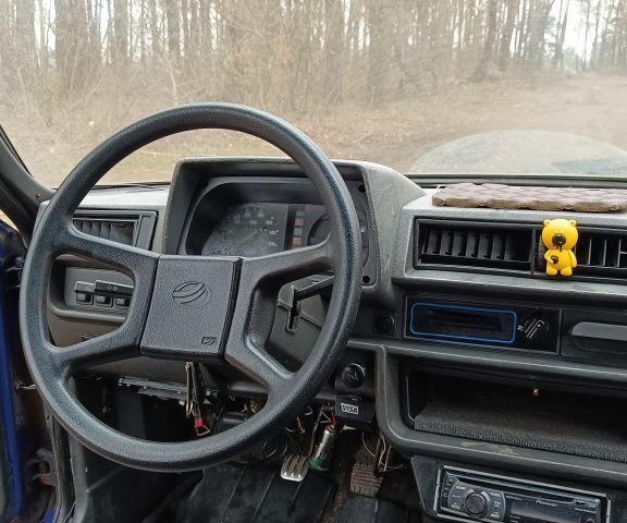 Синий ЗАЗ Таврия, объемом двигателя 1.1 л и пробегом 909 тыс. км за 593 $, фото 11 на Automoto.ua