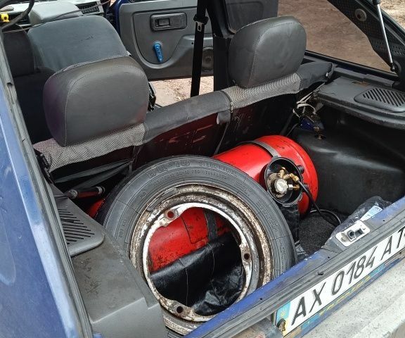 Синий ЗАЗ Таврия, объемом двигателя 1.1 л и пробегом 909 тыс. км за 593 $, фото 13 на Automoto.ua