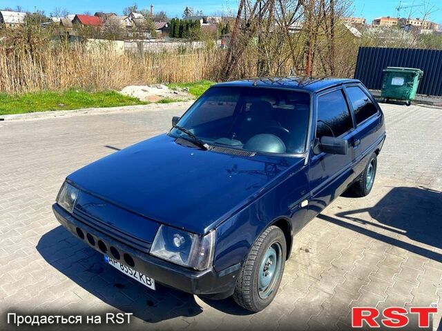 Синий ЗАЗ Таврия, объемом двигателя 1.2 л и пробегом 140 тыс. км за 1100 $, фото 2 на Automoto.ua