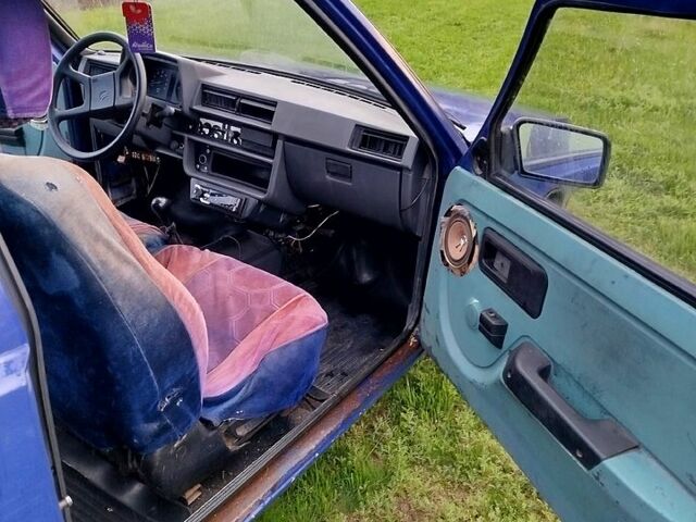 Синий ЗАЗ Таврия, объемом двигателя 1.2 л и пробегом 220 тыс. км за 470 $, фото 4 на Automoto.ua