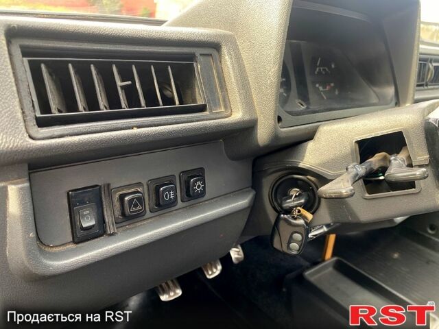 Синий ЗАЗ Таврия, объемом двигателя 1.2 л и пробегом 200 тыс. км за 999 $, фото 5 на Automoto.ua