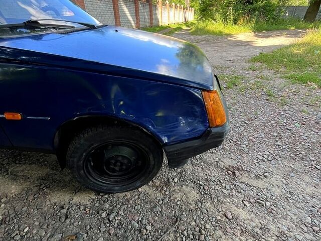 ЗАЗ Таврія 2002 у Чернігові на Automoto.ua Синій ЗАЗ Таврія, об'ємом двигуна 1.2 л та пробігом 200 тис. км за 480 $, фото 6 на Automoto.ua