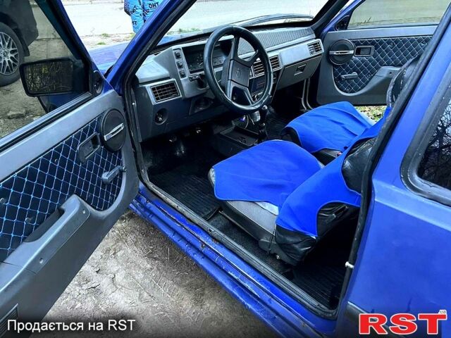 Синий ЗАЗ Таврия, объемом двигателя 1.2 л и пробегом 109 тыс. км за 830 $, фото 5 на Automoto.ua