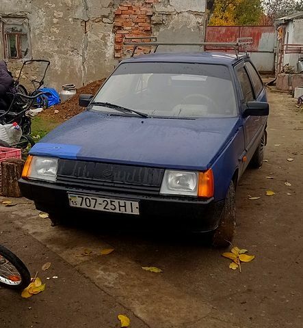 Синий ЗАЗ Таврия, объемом двигателя 1.2 л и пробегом 0 тыс. км за 800 $, фото 6 на Automoto.ua