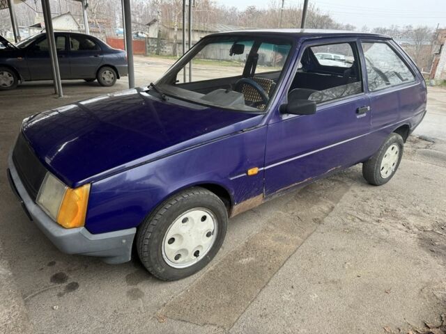 Синий ЗАЗ Таврия, объемом двигателя 1.1 л и пробегом 200 тыс. км за 490 $, фото 2 на Automoto.ua
