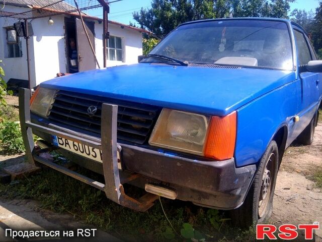 Синий ЗАЗ Таврия, объемом двигателя 1.2 л и пробегом 360 тыс. км за 580 $, фото 3 на Automoto.ua