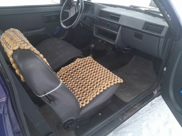 Синій ЗАЗ Таврія, об'ємом двигуна 1.1 л та пробігом 120 тис. км за 673 $, фото 5 на Automoto.ua