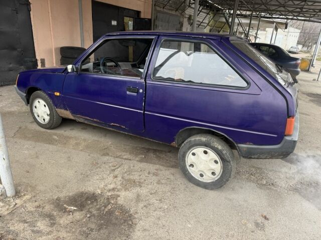 Синий ЗАЗ Таврия, объемом двигателя 1.1 л и пробегом 200 тыс. км за 490 $, фото 3 на Automoto.ua