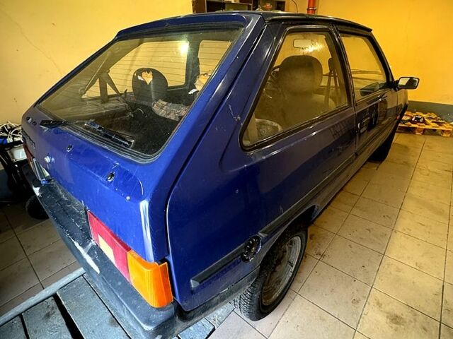 Синий ЗАЗ Таврия, объемом двигателя 1.2 л и пробегом 100 тыс. км за 400 $, фото 2 на Automoto.ua