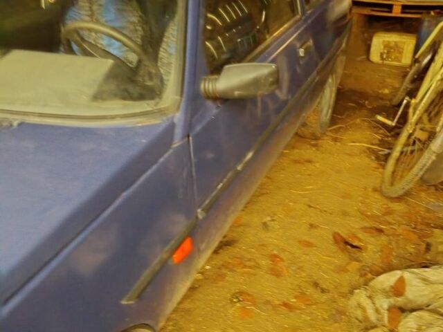 Синий ЗАЗ Таврия, объемом двигателя 1.2 л и пробегом 300 тыс. км за 357 $, фото 1 на Automoto.ua