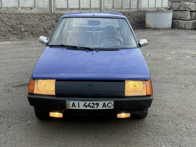 Синий ЗАЗ Таврия, объемом двигателя 1.2 л и пробегом 100 тыс. км за 550 $, фото 1 на Automoto.ua